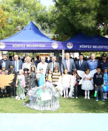 Hereke sahilinde kıyı ve deniz temizliği