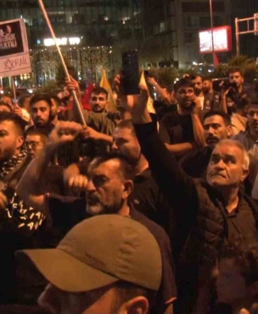 İsrail Başkonsolosluğu önünde Hizbullah lideri Hasan Nasrallah’ın öldürülmesi protesto edildi