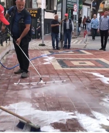 Karacabey’de temizlik seferberliği