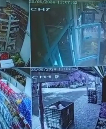 Kartal’da bir markette palet hırsızlığı kamerada