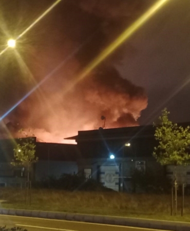 Kimyasal deposunda yangın