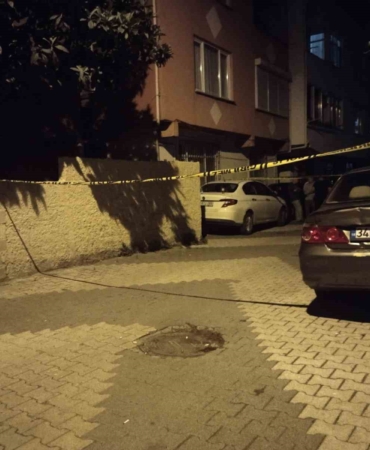 Maltepe’de 19 yaşındaki genç silahla intihar etti