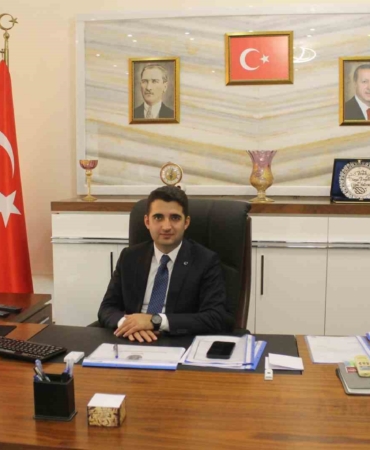 Manyas Kaymakamı Emre Yeşil askere gitti