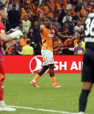 Michy Batshuayi ligde 2. golünü kaydetti