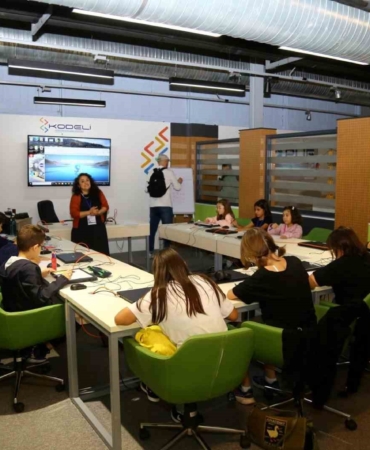 Mucitler ve akademisyenler buluştu