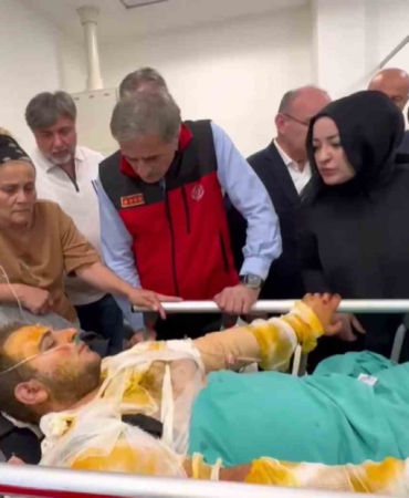 Patlamada yaralanan işçi dehşet anlarını anlattı: "Öyle bir patladı ki üstümüzde kıyafet kalmadı, ayakkabılarımız uçtu"