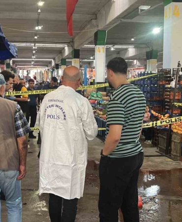 Pazarcı esnafını kalbinden bıçaklayarak öldüren saldırgan yakalandı