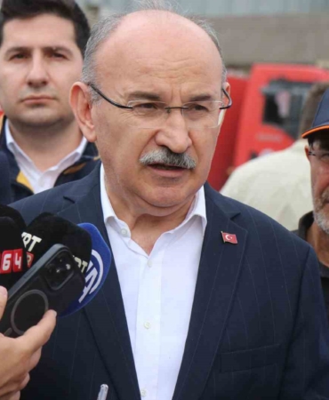 Sakarya Valisi Karadeniz: "2 yaralı entübe edildi"