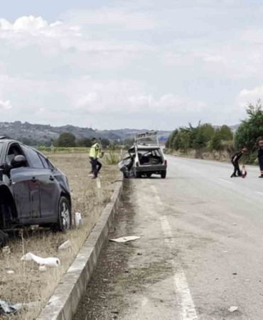 Sakarya’da duble yolda kaza: 1 ölü, 1 yaralı