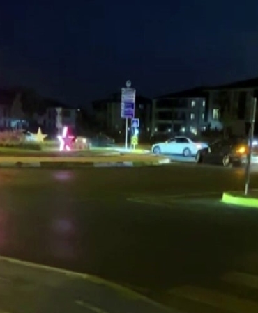 Şehrin göbeğinde attığı drift pahalıya patladı