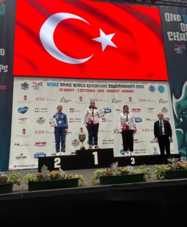 Sinem Erdoğan dünya üçüncüsü oldu