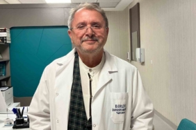 Sırtüstü yatmak ve burun karıştırmak Alzheimer’ı tetikleyebilir