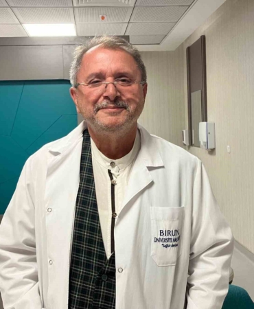 Sırtüstü yatmak ve burun karıştırmak Alzheimer’ı tetikleyebilir