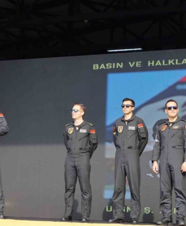 SOLOTÜRK pilotları vatandaşlarla bir araya geldi