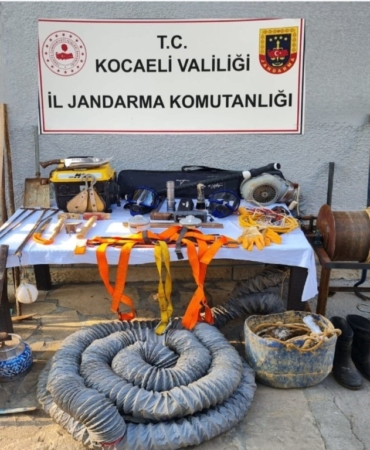 Tarihi eser kaçakçıları suçüstü yakalandı