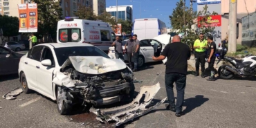 Tekirdağ’da 3 kişinin yaralandığı kaza kamerada