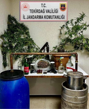 Tekirdağ’da uyuşturucu operasyonları: Çok sayıda madde ve ekipman ele geçirildi