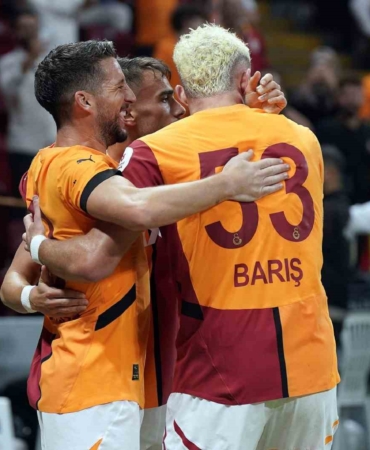 Trendyol Süper Lig: Galatasaray: 2 - Gaziantep FK: 0 (İlk yarı)