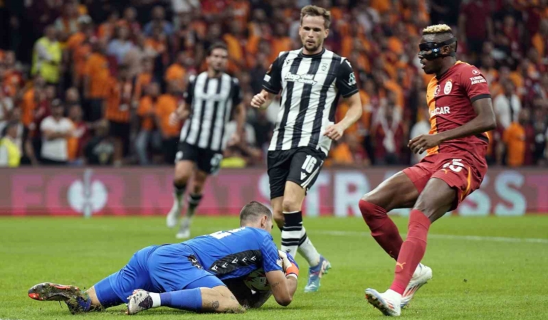 UEFA Avrupa Ligi: Galatasaray: 0 - PAOK: 0 (İlk yarı)