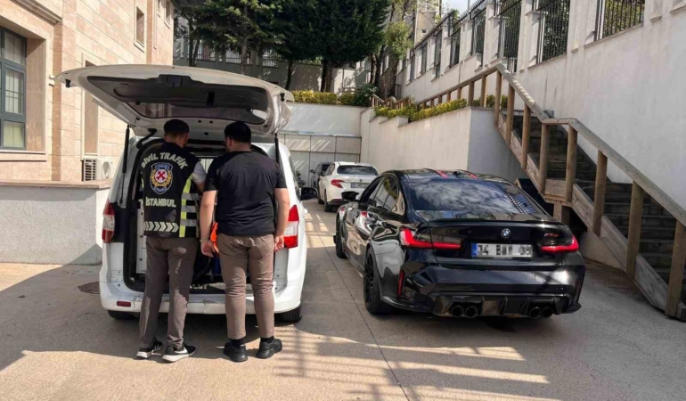 Ümraniye’de düğün konvoyunda trafiği tehlikeye atan 3 sürücüye 26 bin 104 TL ceza