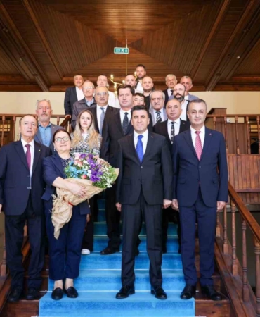 Vali Aygöl, ’Yılın Ahisi’ni makamında ağırladı