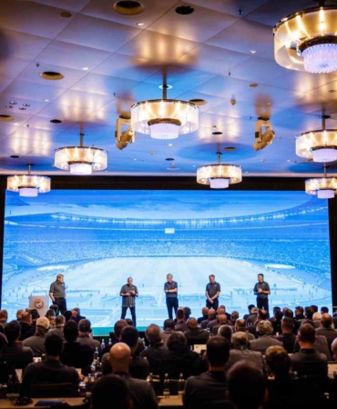 Vincenzo Montella, UEFA Milli Takım Teknik Direktörleri Konferansı’na katıldı