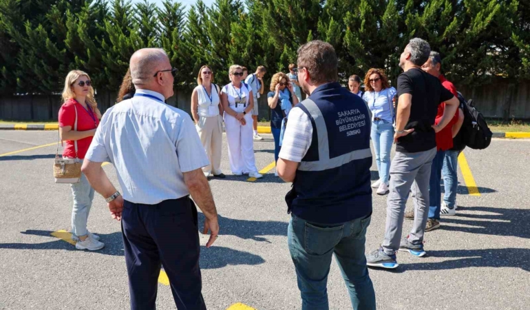 Yabancı öğretmen ve öğrenciler su arıtma süreçlerine tanıklık etti