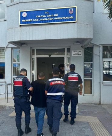 Yalova’da 15 yıl hapis cezasıyla aranan hükümlü yakalandı
