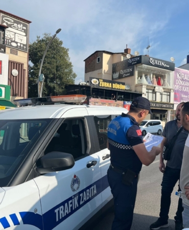 Zabıta ekiplerinden KPSS’ye geç kalanlara destek