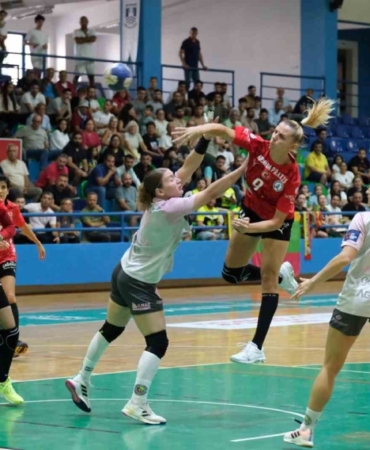 3 Türk ekibi Kadınlar Hentbol Avrupa Kupası’nda üçüncü tura yükseldi