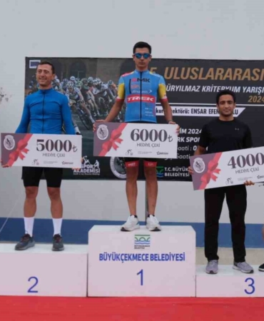 5. Uluslararası Ali Hüryılmaz Bisiklet Yarışı’nda sporcular nefesleri kesti