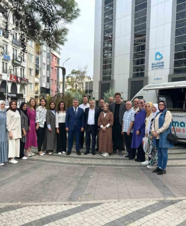 AK Parti Karesi İlçe Kadın Kolları’ndan Geleneksel Lokma Hayrı
