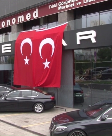 Ataşehir’de galeri kurşunlandı, olay anı kamerada