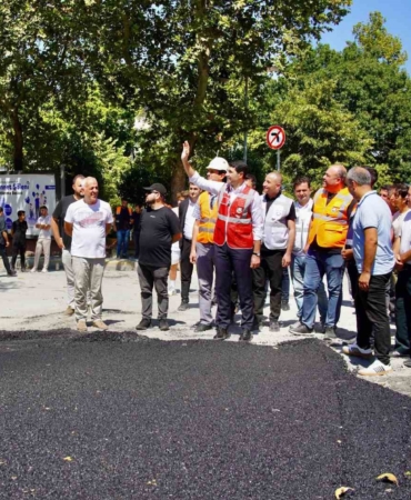 Avcılar’da 5 ayda  50 bin tonun üzerinde asfalt serimi yapıldı