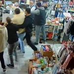 Avcılar’da ‘maytap’ kavgası kamerada