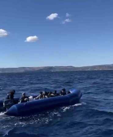 Ayvacık açıklarında 15 kaçak göçmen yakalandı