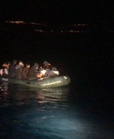 Ayvacık açıklarında 22 kaçak göçmen kurtarıldı