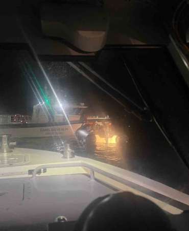 Ayvacık açıklarında 27 kaçak göçmen yakalandı