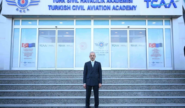 Bakan Uraloğlu’ndan Bursa’ya 2 yeni hat müjdesi