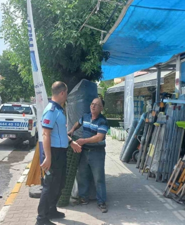 Balıkesir’de vatandaşın ihbarına zabıtadan anında müdahale