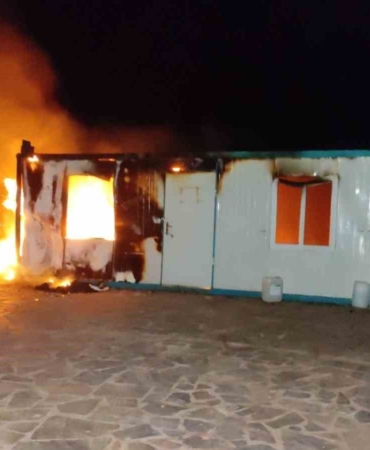 Baraka alevlere teslim