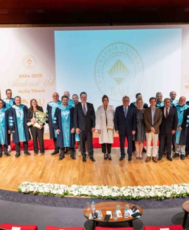 BAU 2024-2025 yılı akademik yılı ABD’li Profesör Barbara Oakley’in ilk dersiyle başladı