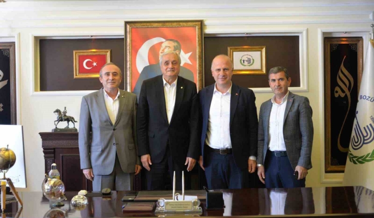 Belediye Başkanı Torun, kardeş Belediye Başkanı Bakkalcıoğlu’nu ziyaret etti