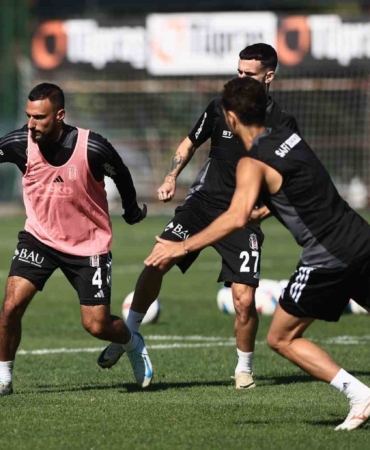 Beşiktaş, dört günlük iznin ardından topbaşı yaptı