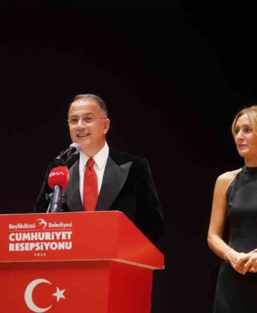 Beylikdüzü’nde Cumhuriyet resepsiyonu