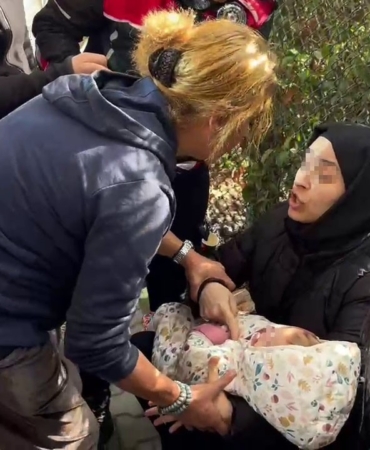 Beylikdüzü’nde kapatılan hastanenin çalışanlarına tepki