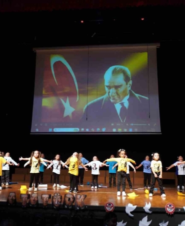 Beylikdüzü’nde minik öğrenciler 29 Ekim ruhunu yaşattı