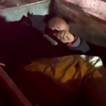 Beylikdüzü’nde uygunsuz hareketler sergileyen şahsı çöpe attılar