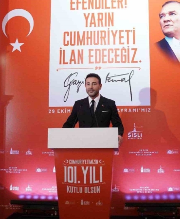 Beyoğlu’nda Cumhuriyetin 101. yılına özel Cumhuriyet Balosu