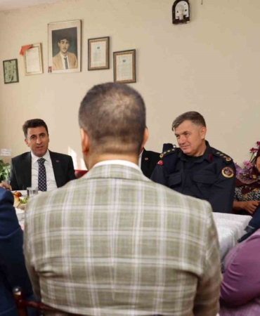 Bilecik Valisi Aygöl, Şehit ailesini ziyaret etti